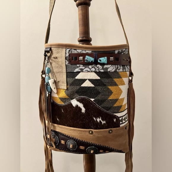 New Myra Concealed Western Boho Crossbody Bag Native American Design Fashion Bag - Picture 7 of 11